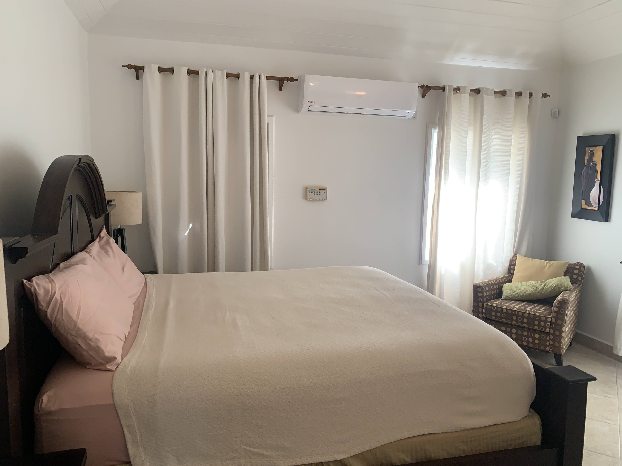 3 Bed Luxury Villa In Cap Estate