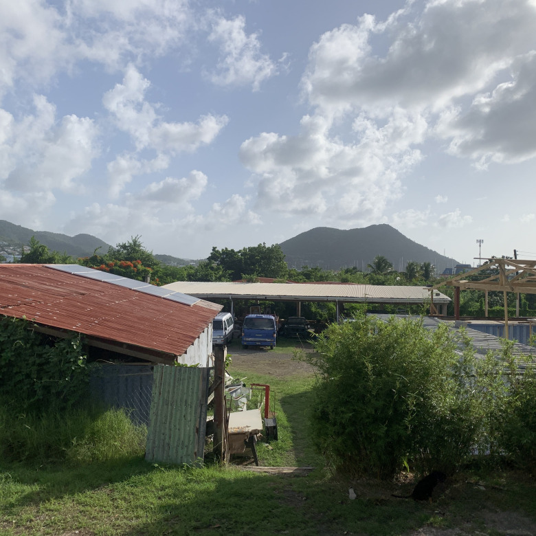 House And Land For Sale in Cas en Bas