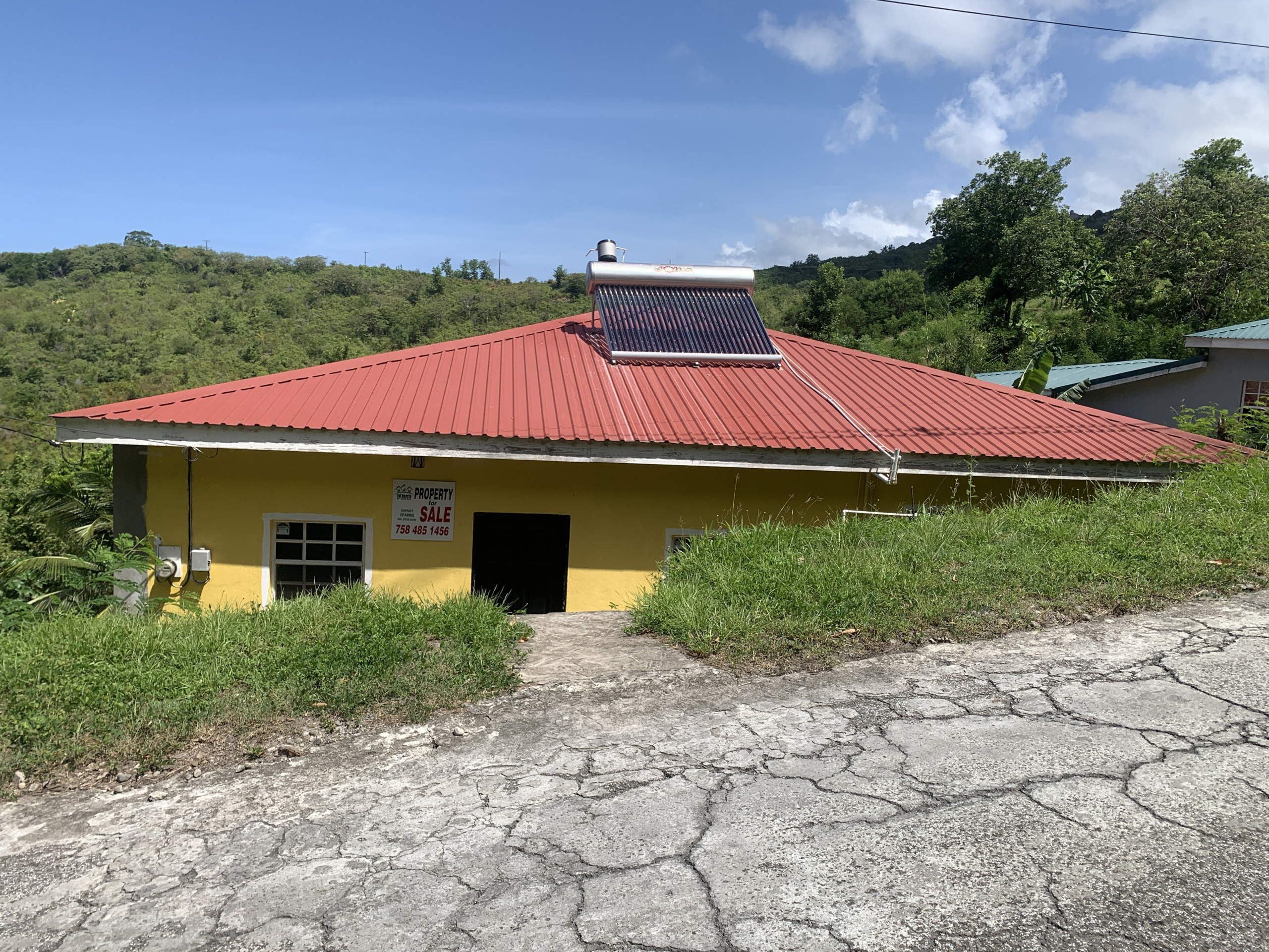 Floral Villa For Sale in Canaries