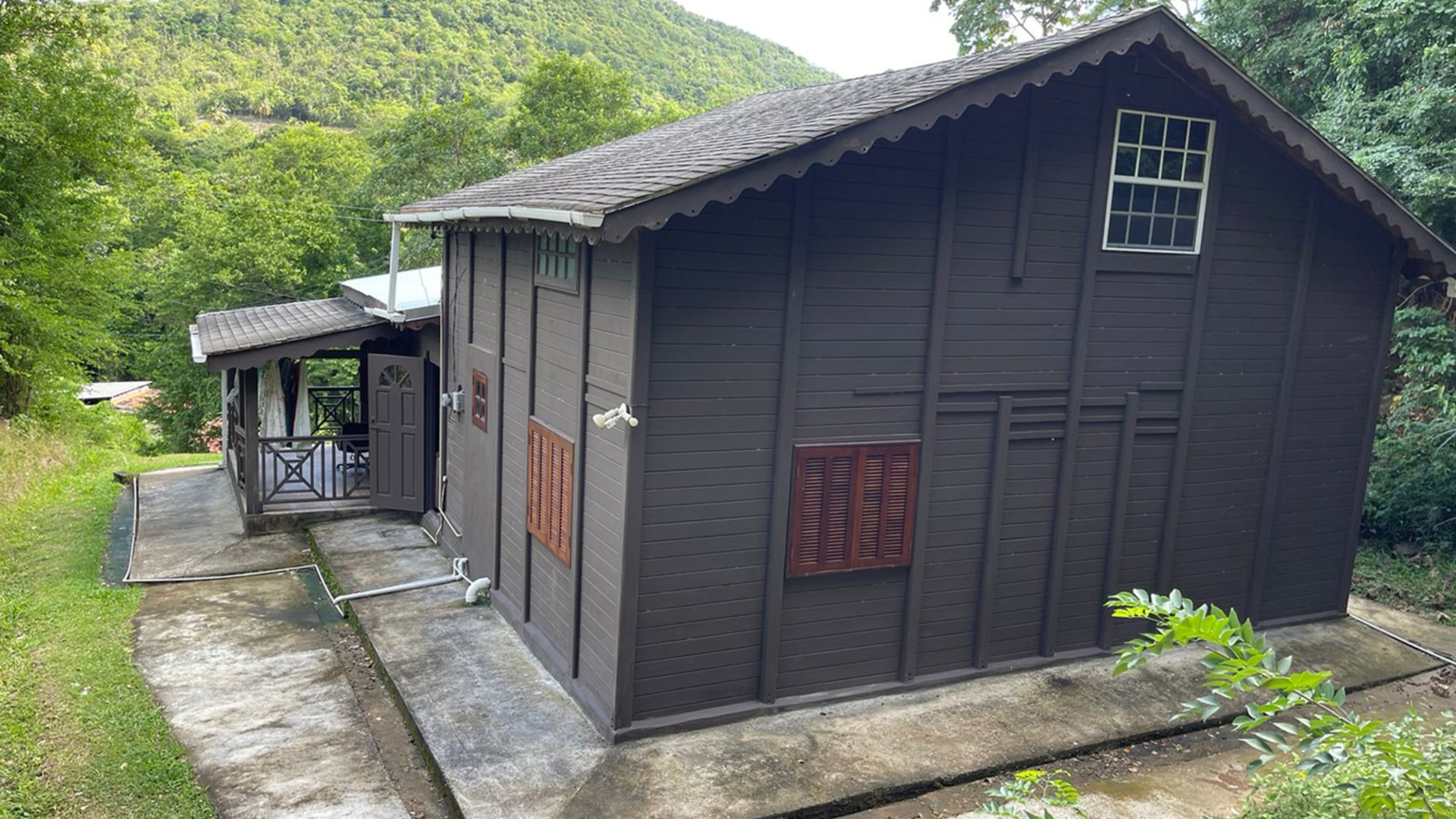 MONCHY COTTAGE for sale st lucia real estate