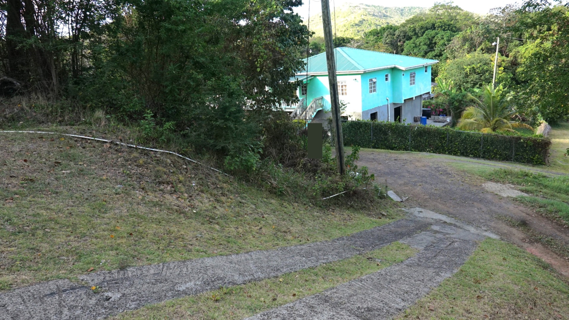 st lucia real estate Monchy Cottage For Sale driveway