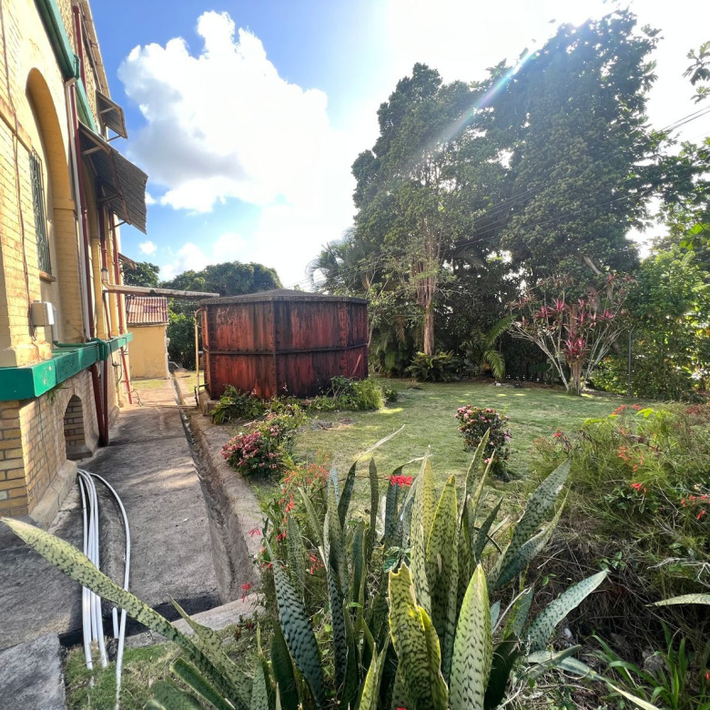 St Lucia Real estate Fixer-Upper Gem At Morne Fortune yard