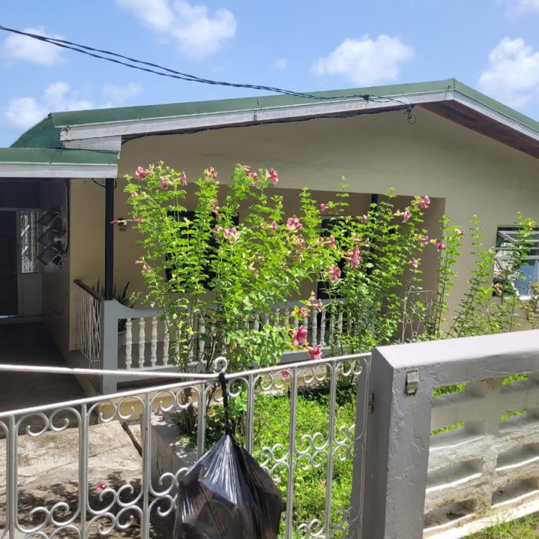 Multi-Apartment Complex For Sale In Sans Souci