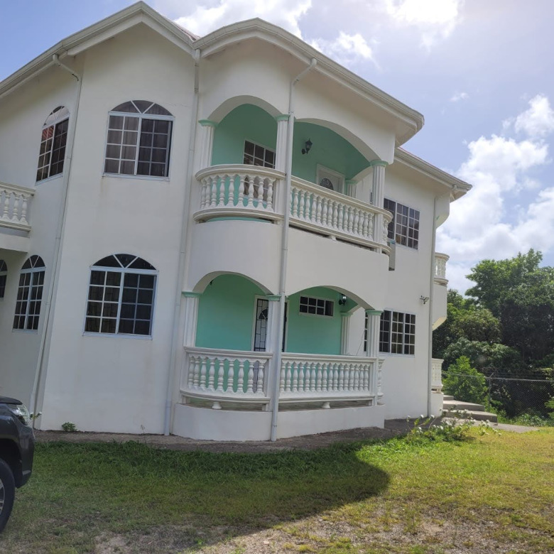 Spacious And Elegant Property For Sale in Caféière, Choiseul