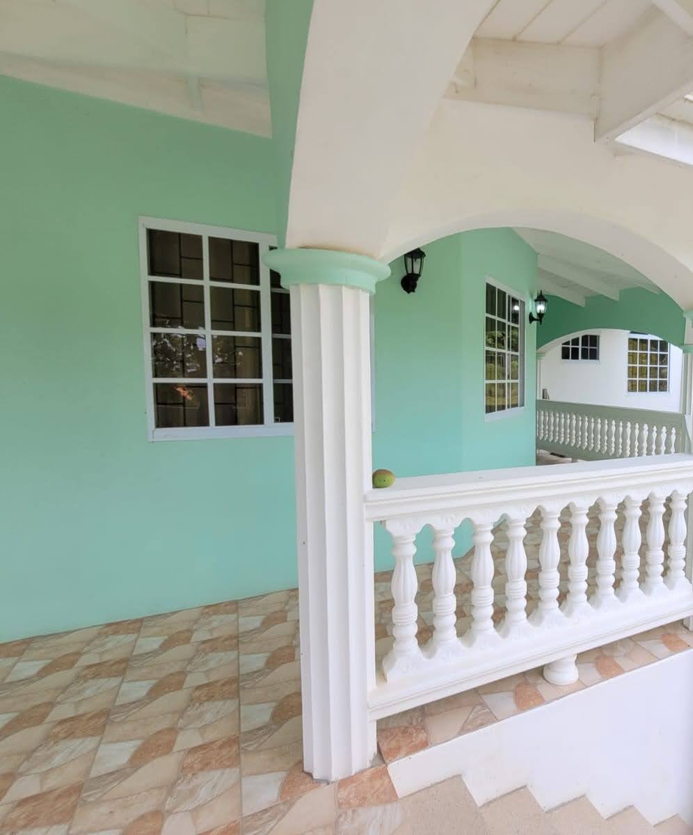 Spacious And Elegant Property For Sale in Caféière, Choiseul