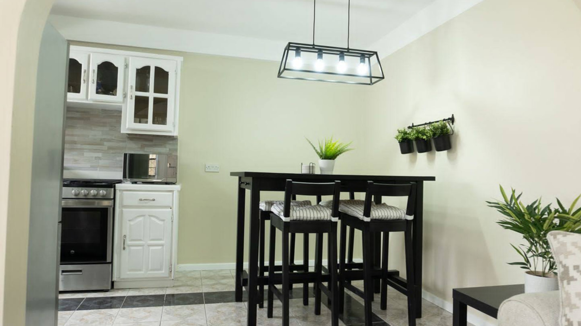 st lucia real estate REDUIT ORCHARD APARTMENT #6 FOR RENT