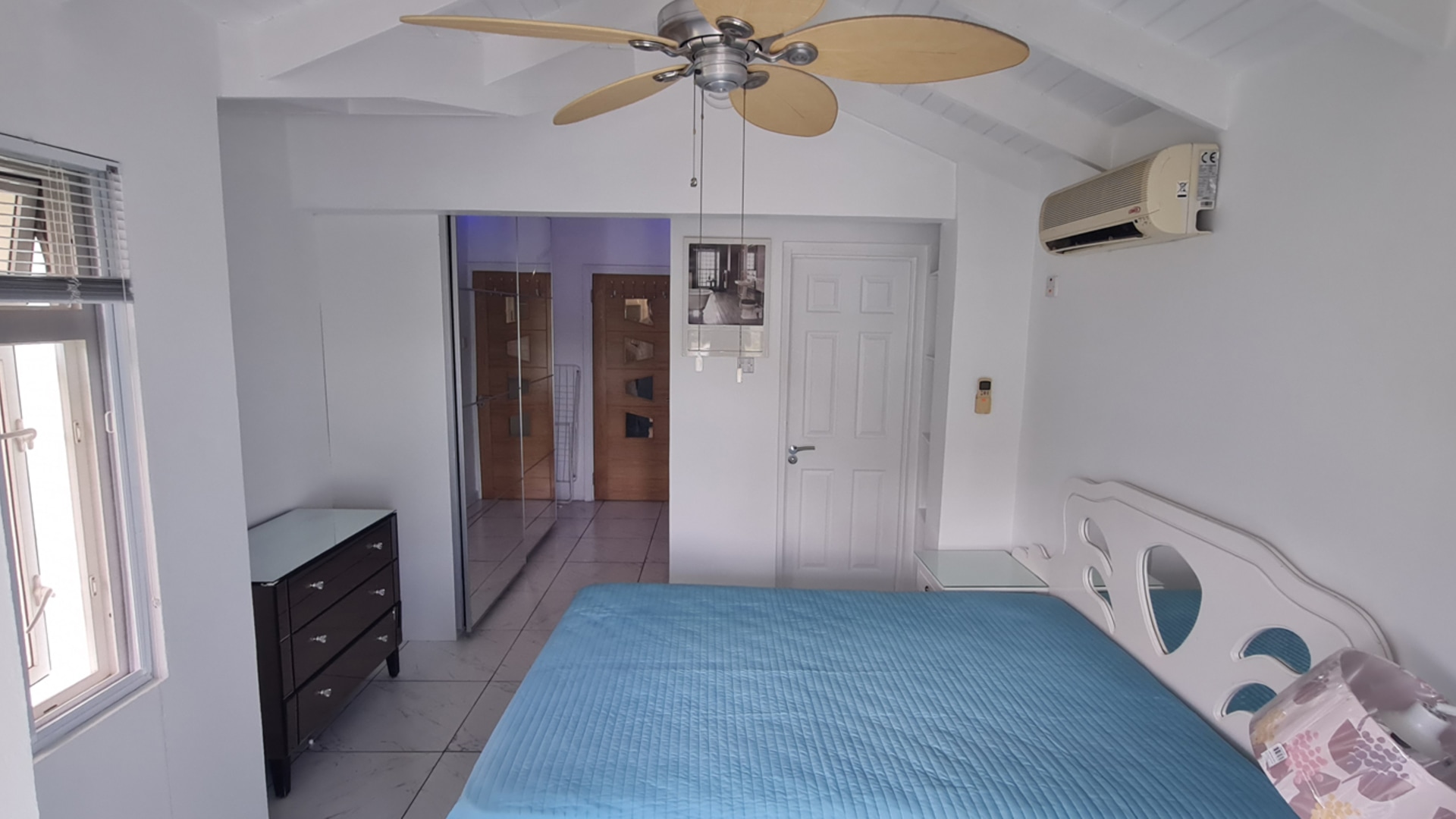 Rodney bay one bed7 st lucia real estate Rodney Bay 1 Bedroom Apartment for rent ceiling fan
