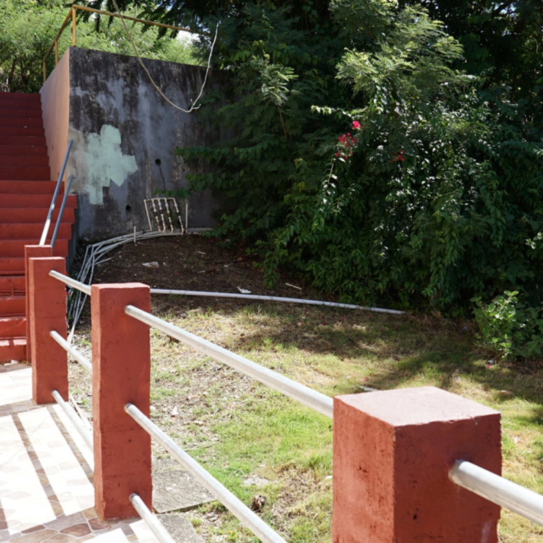 st lucia real estate SUNNY ACRES 2 BED APT.- Castries, St. Lucia for rent railing
