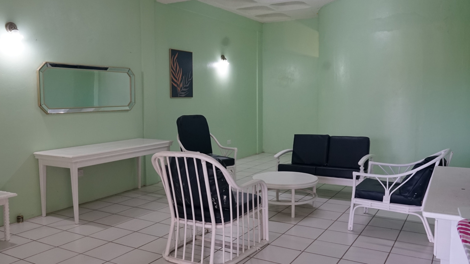 st lucia real estate SUNNY ACRES 2 BED APT.- Castries, St. Lucia for rent sitting room