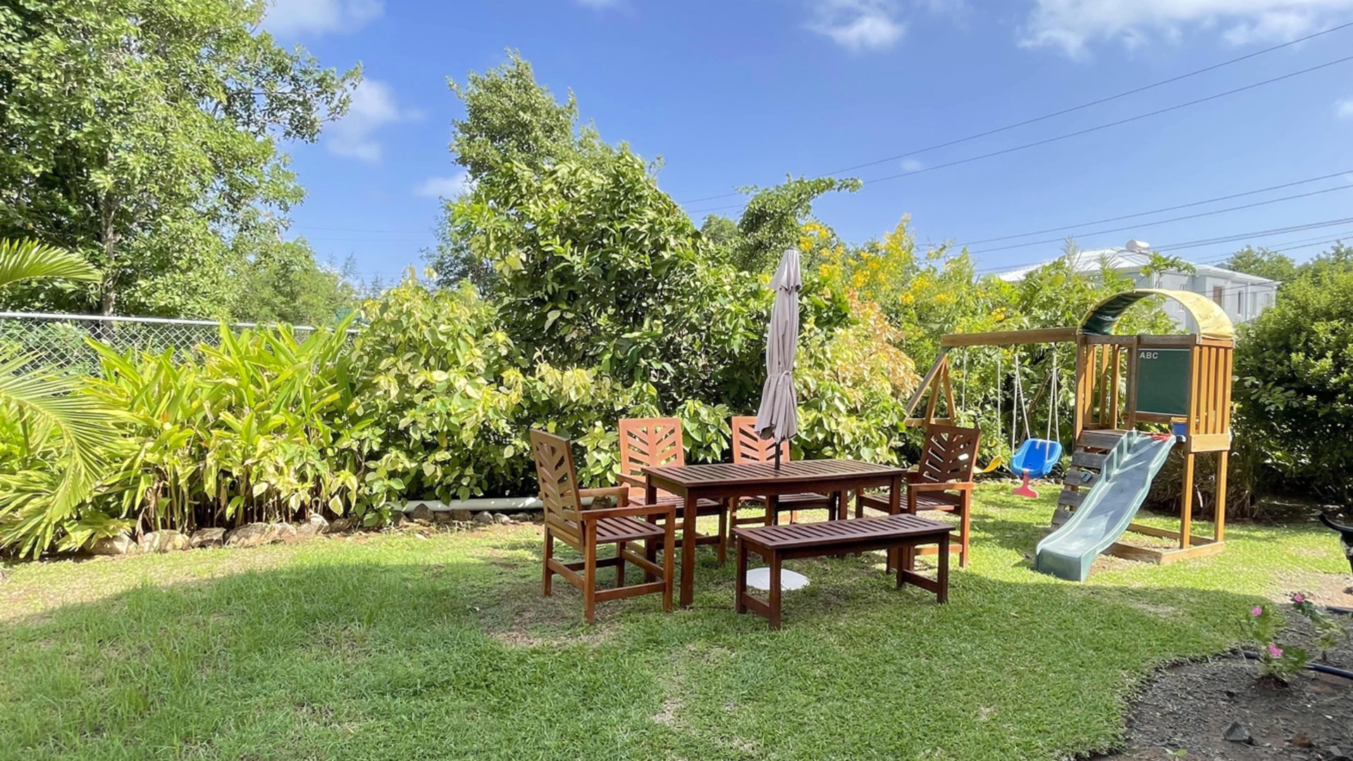 st lucia real estate VILLA ELOISE For Rent garden