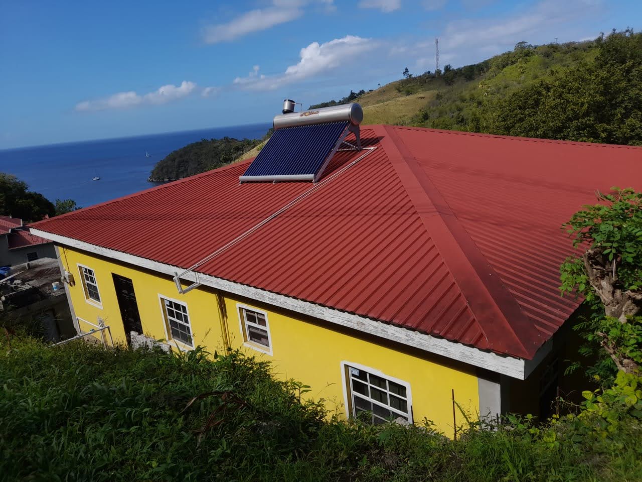 a3f793b4-69c8-44b4-8886-eebe91b89463 Floral Villa For Sale in Canaries