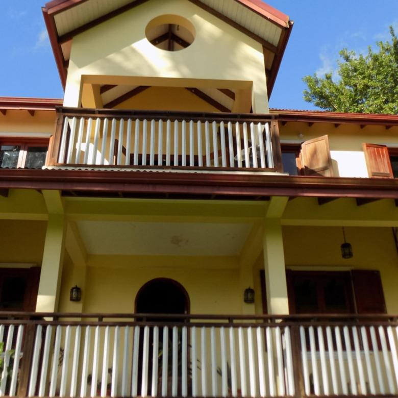 St Lucia real estate : HARBOUR VIEW VILLA FOR RENT front