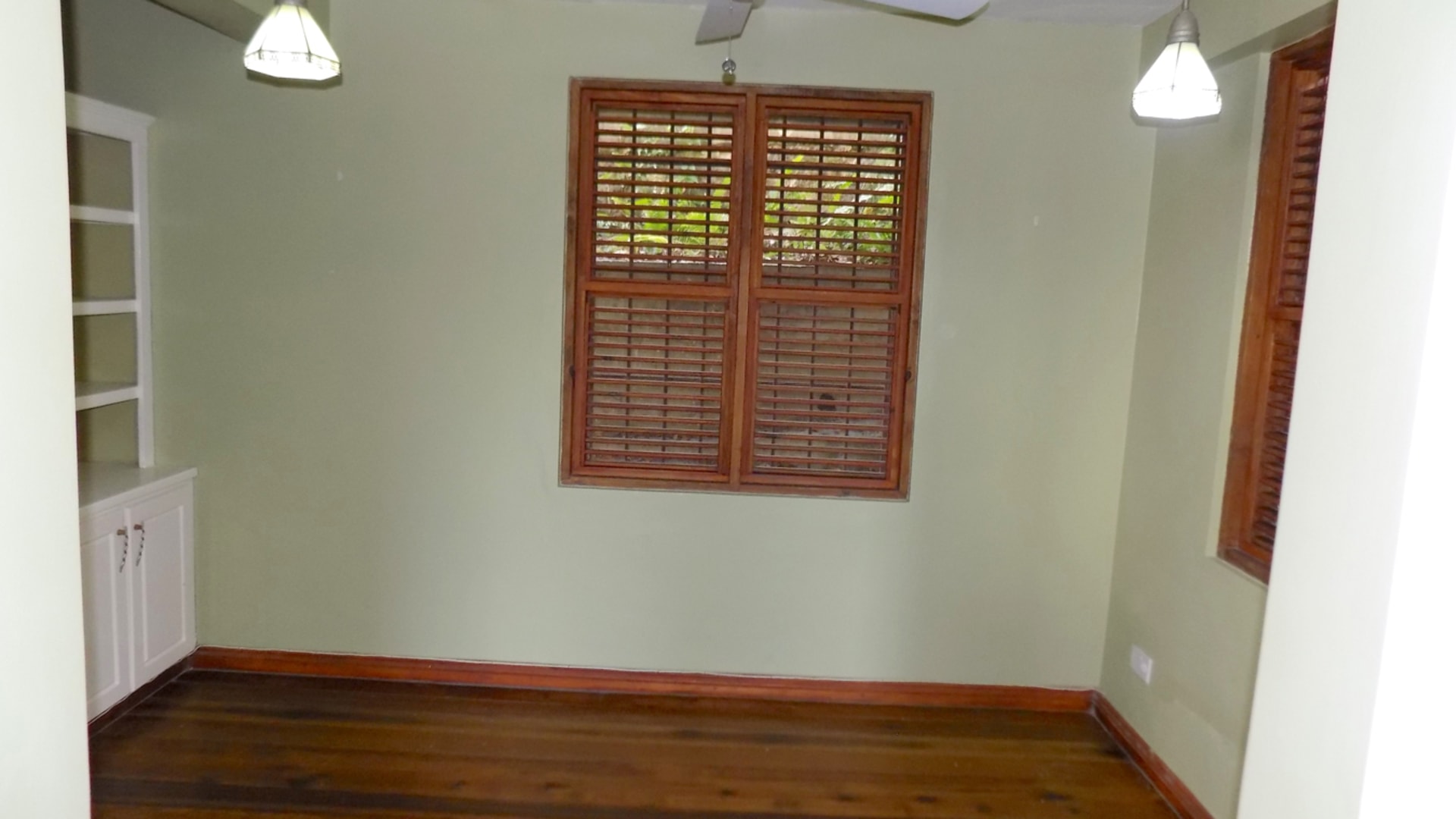 St Lucia real estate : HARBOUR VIEW VILLA FOR RENT window