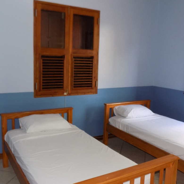 St Lucia real estate : HARBOUR VIEW VILLA FOR RENT double bed