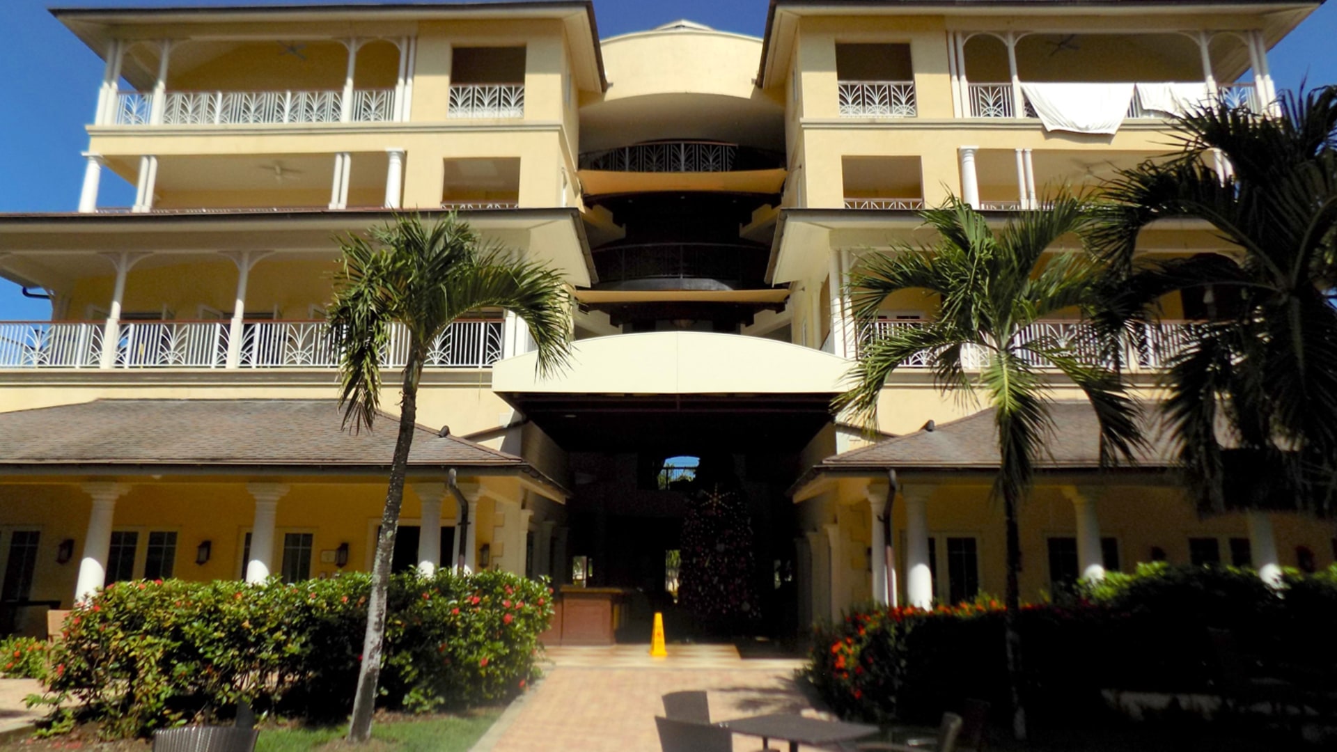 St Lucia real estate LANDINGS UNIT NO 1204 RENTAL for rent entrance