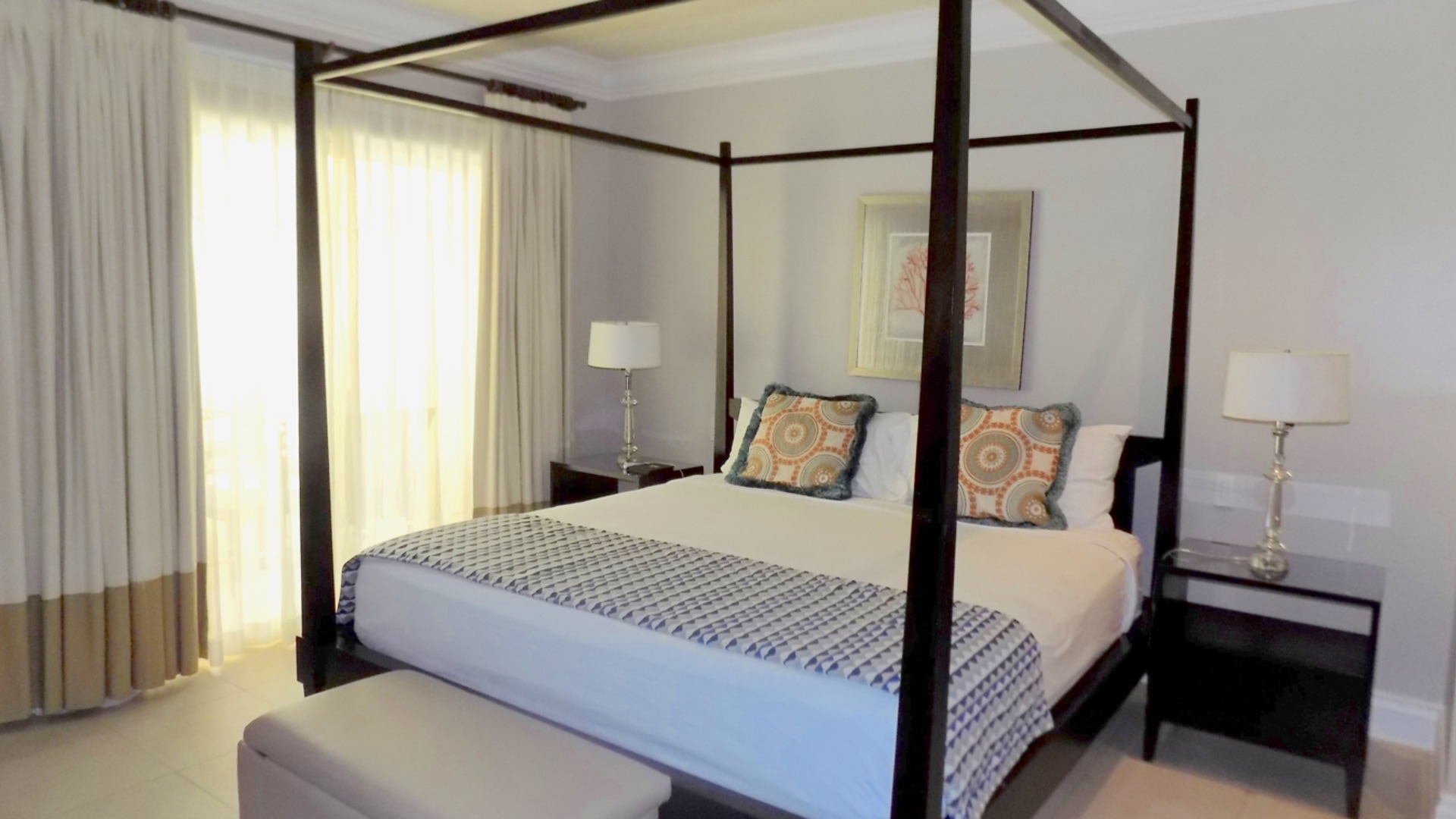St Lucia real estate LANDINGS UNIT NO 1204 RENTAL for rent four poster
