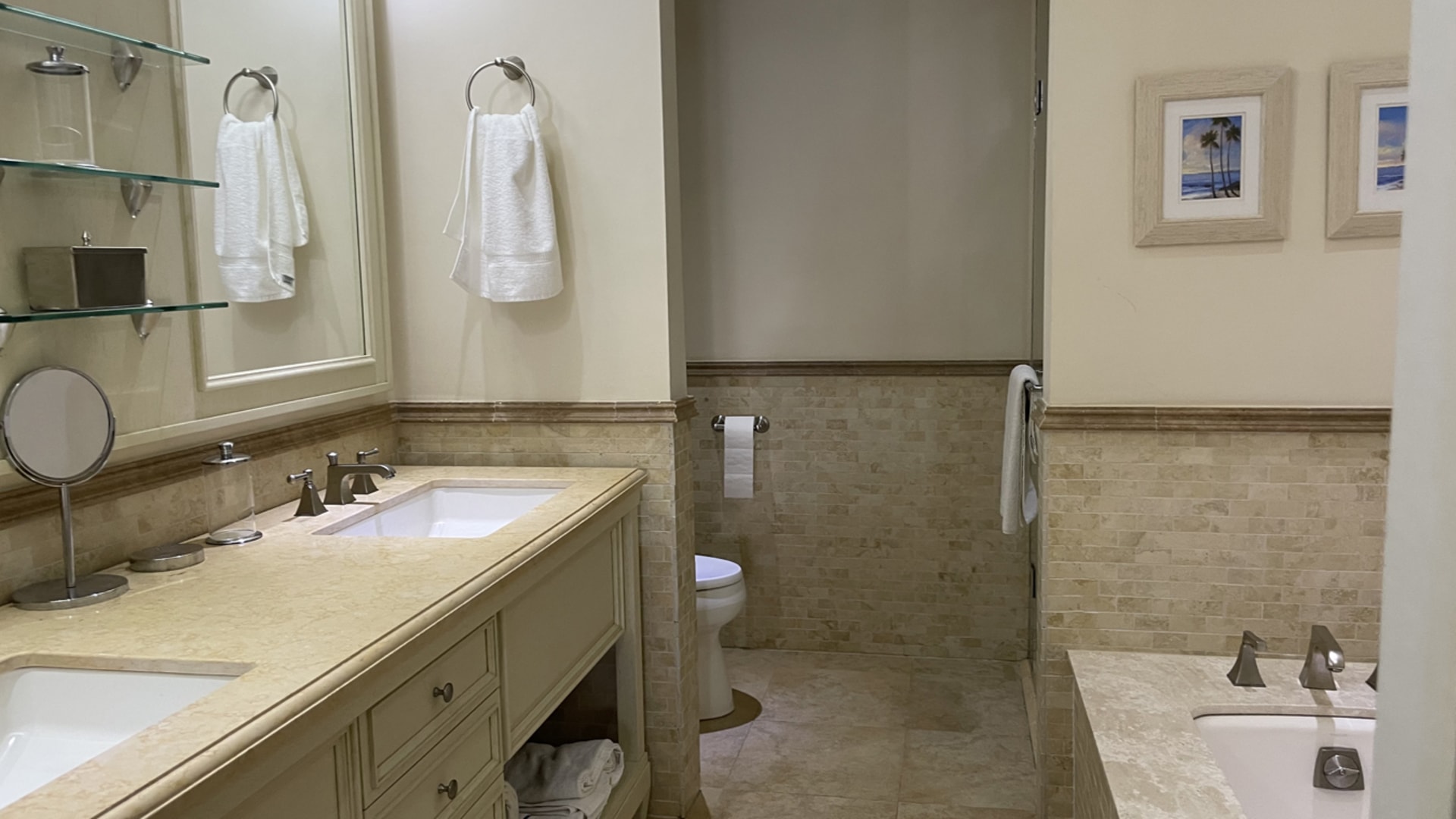 St Lucia real estate LANDINGS UNIT NO 1204 RENTAL for rent bathroom