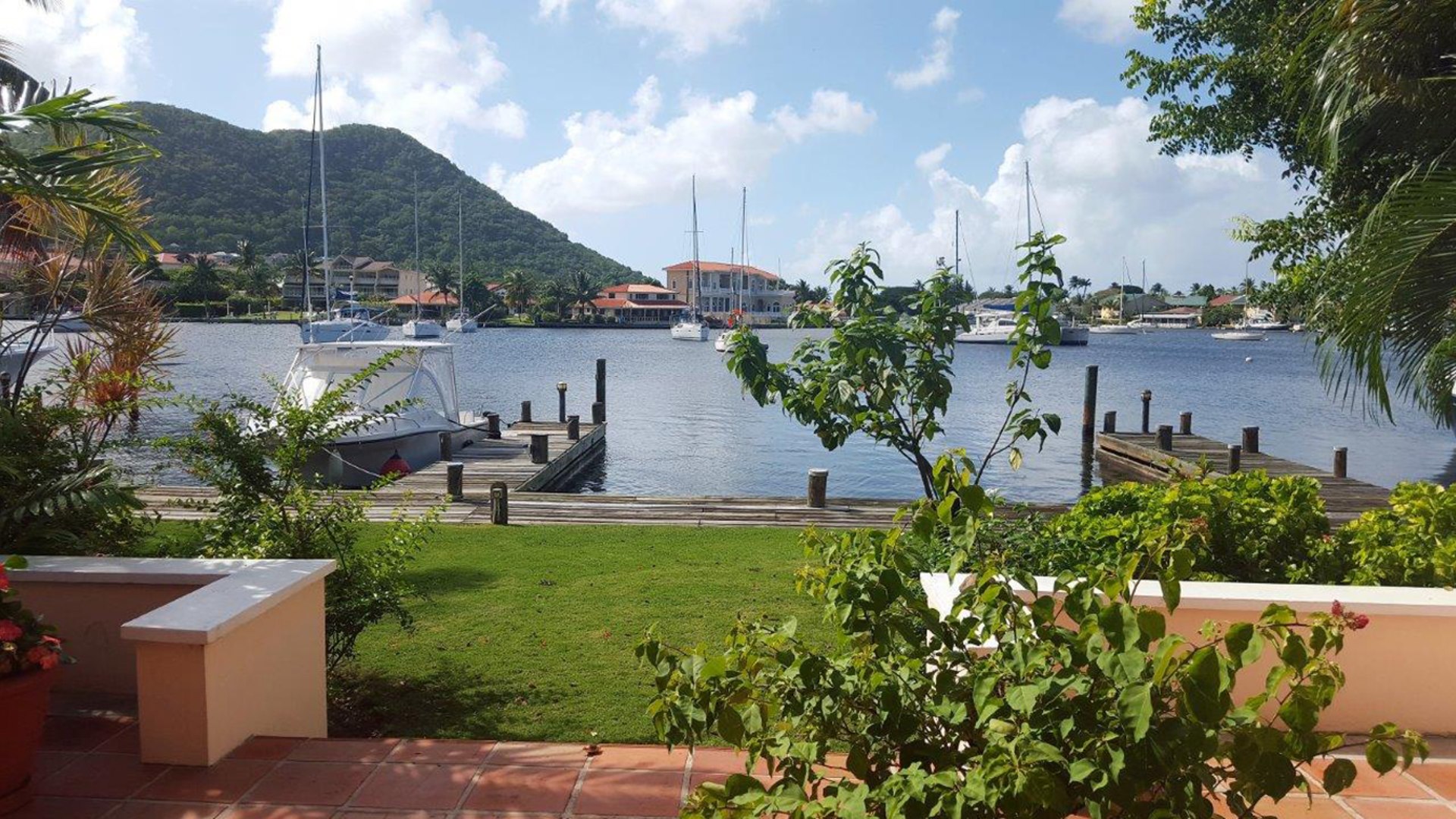 townhouse for rent at rodney bay st lucia