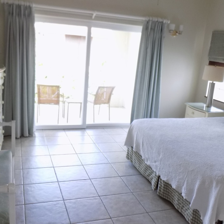 st lucia real estate THE HARBOUR NO.23 FOR RENT double bed