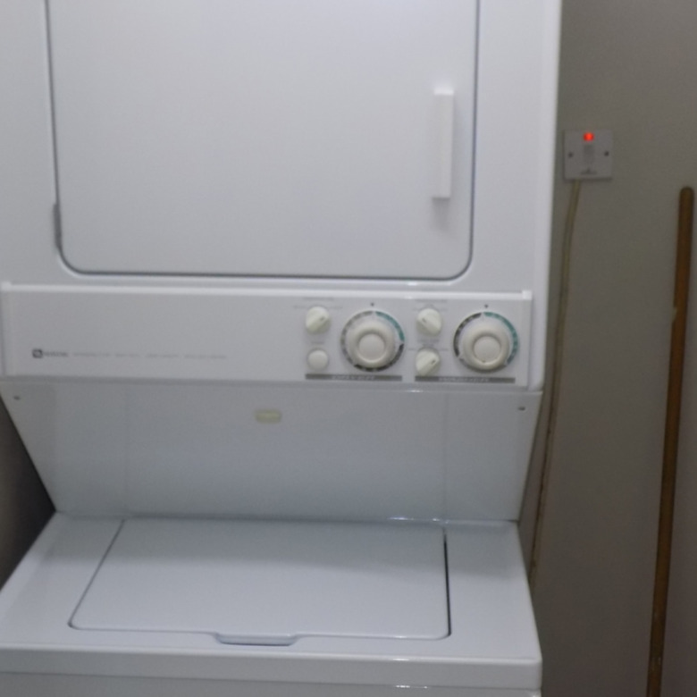 st lucia real estate THE HARBOUR NO.23 FOR RENT washer