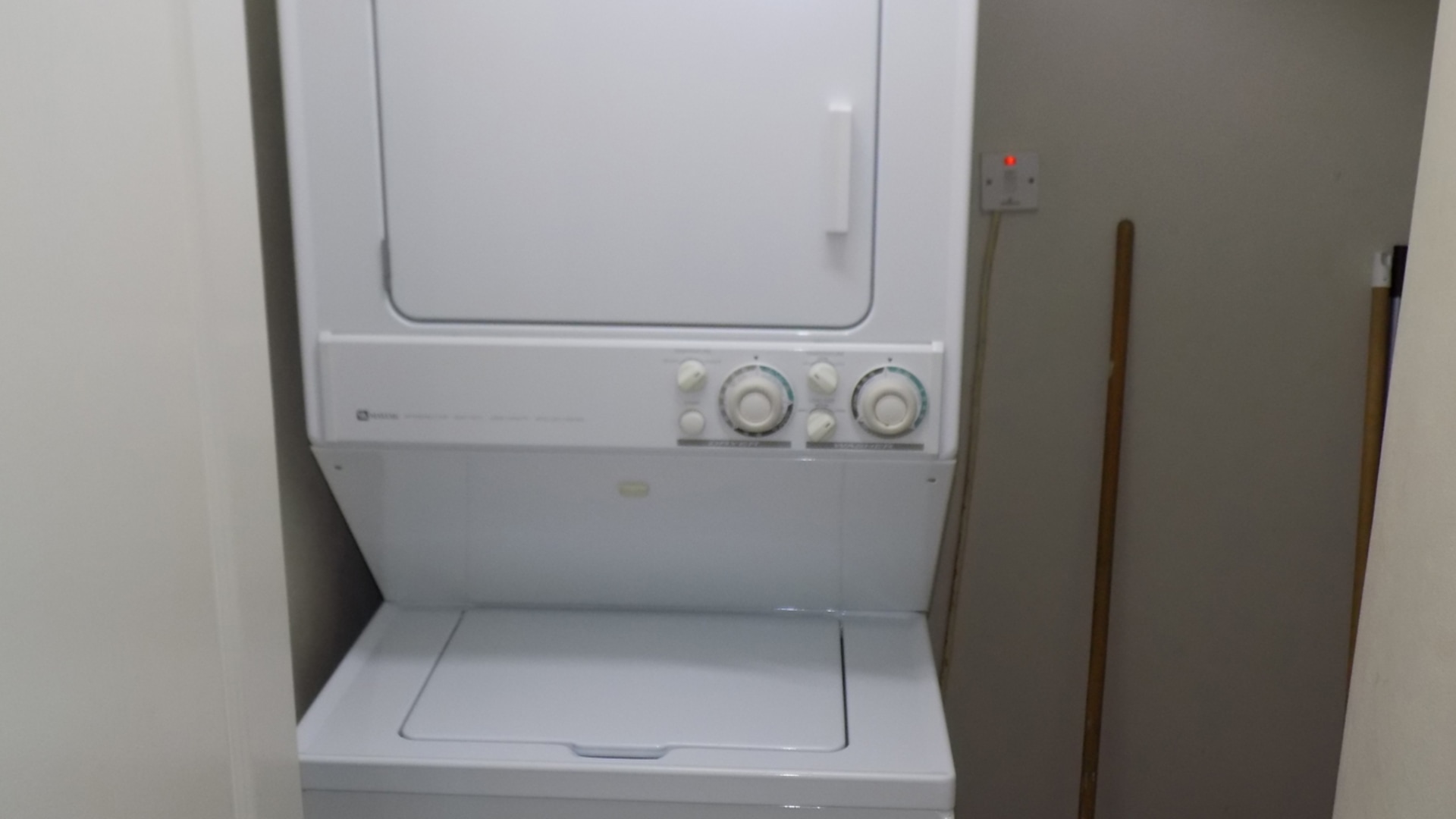 st lucia real estate THE HARBOUR NO.23 FOR RENT washer
