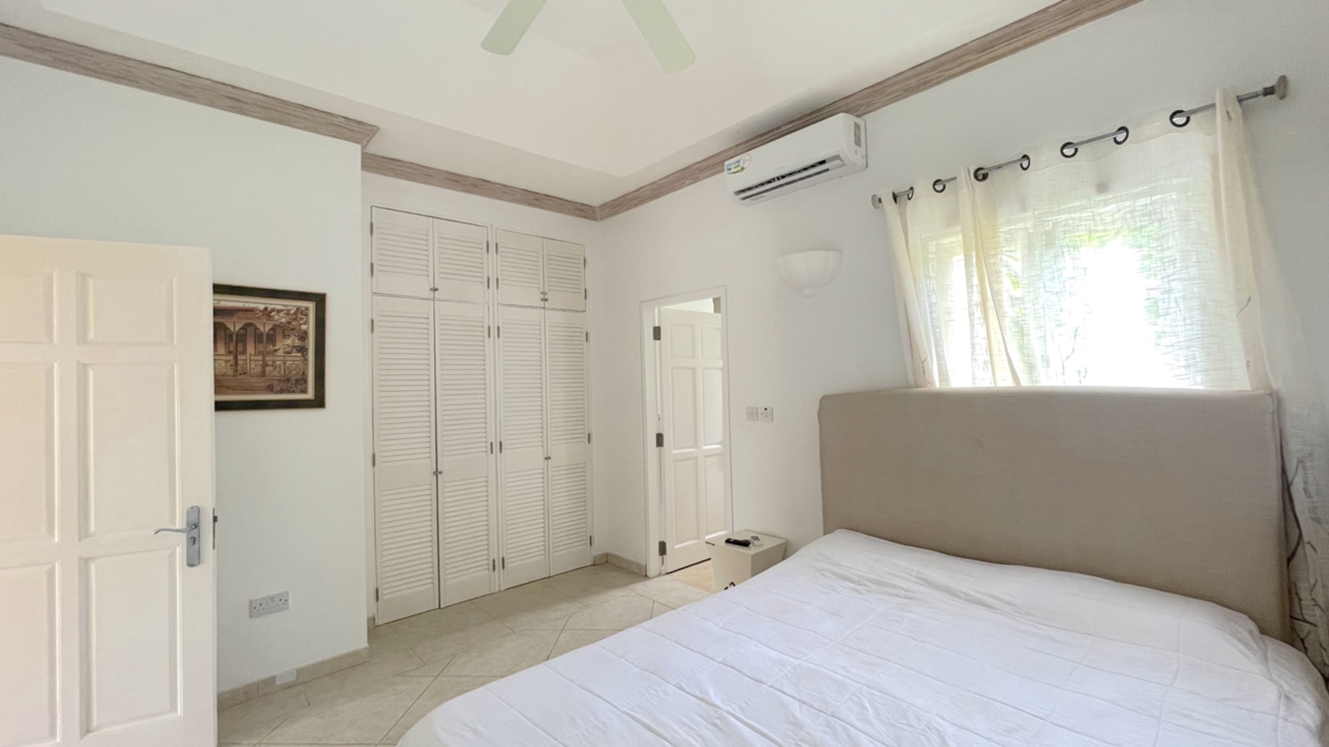 St Lucia real estate VILLAS ON THE GREEN 2 For Rent master bed
