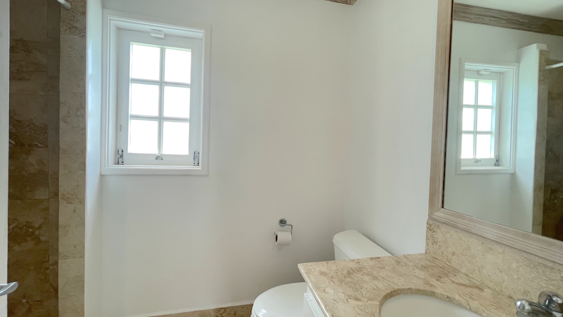 St Lucia real estate VILLAS ON THE GREEN 2 For Rent bath