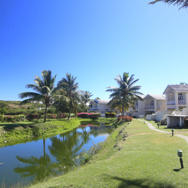 St Lucia real estate VILLAS ON THE GREEN 2 For Rent pond