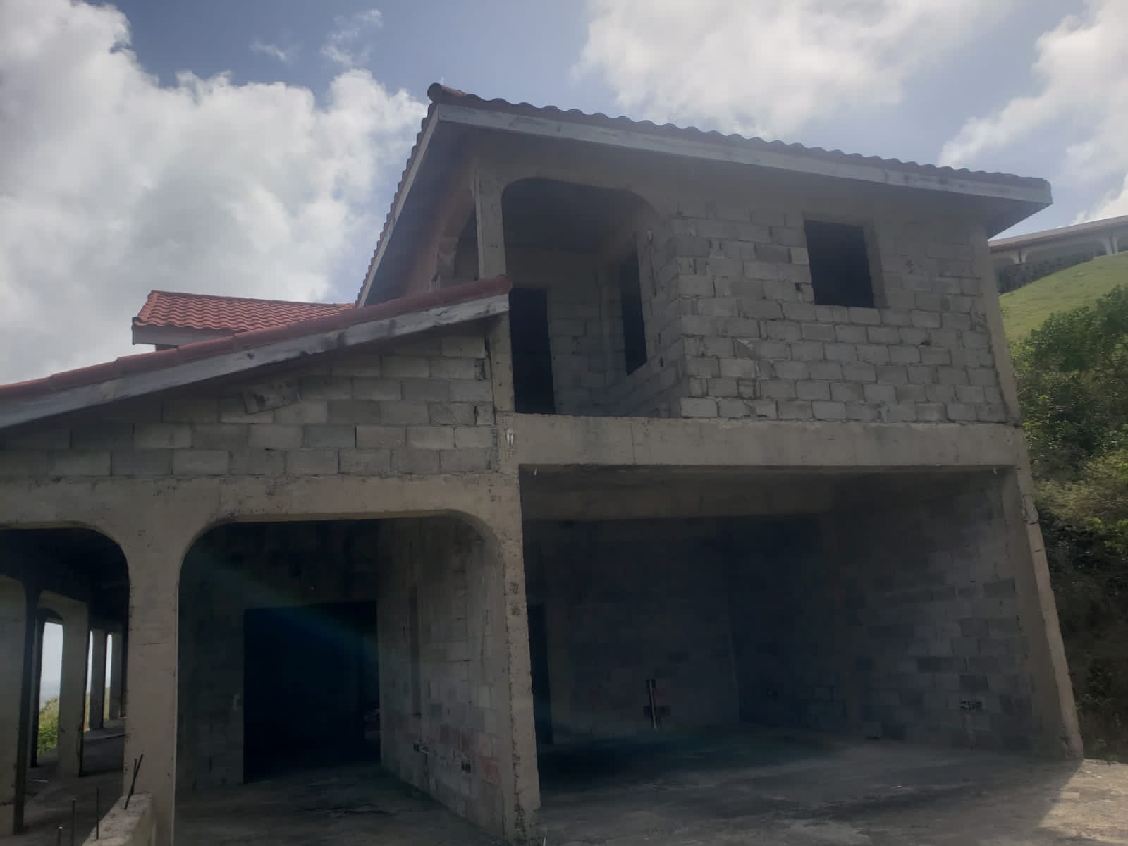 0f0fd5b6-9e6b-492e-88ac-2c5d4f2ab305 Unfinished Villa For Sale in Cap Estate st lucia