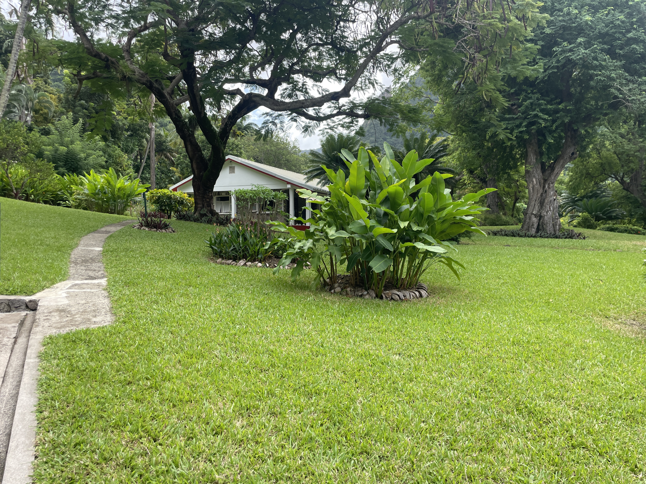 St Lucia Real estate villa for sale in soufriere lawn