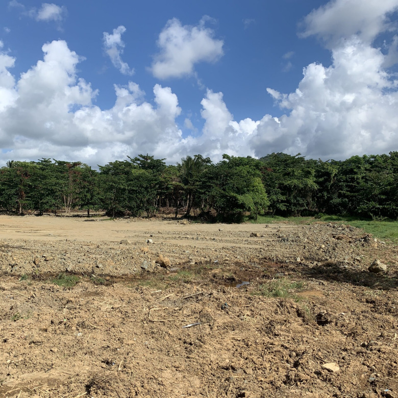 Land For Sale In Cul De Sac