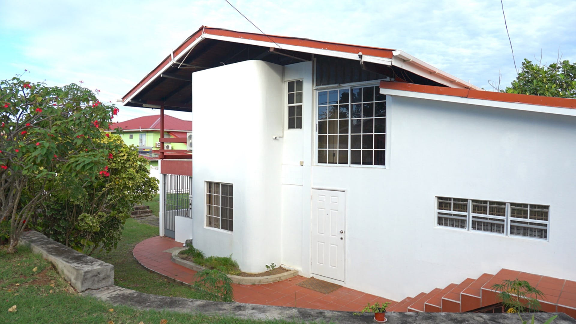 4 BED HOUSE FOR SALE IN RODNEY BAY ST LUCIA