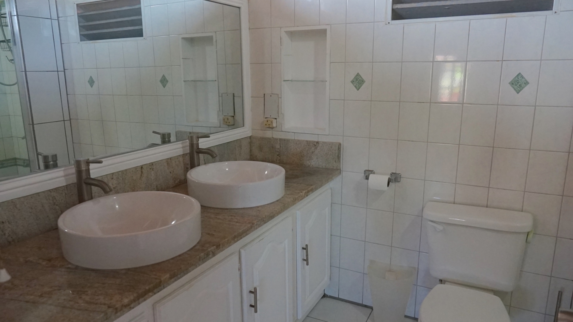 4 Bed House For Sale In Rodney Bay st lucia bath