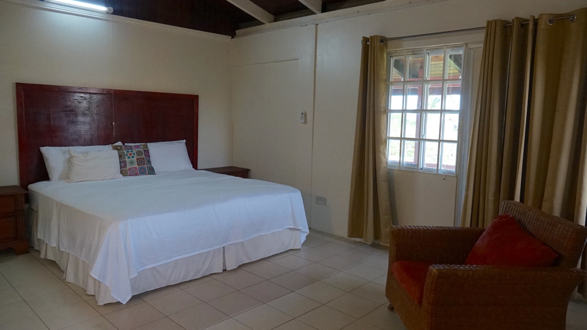 4 Bed House For Sale In Rodney Bay bed3
