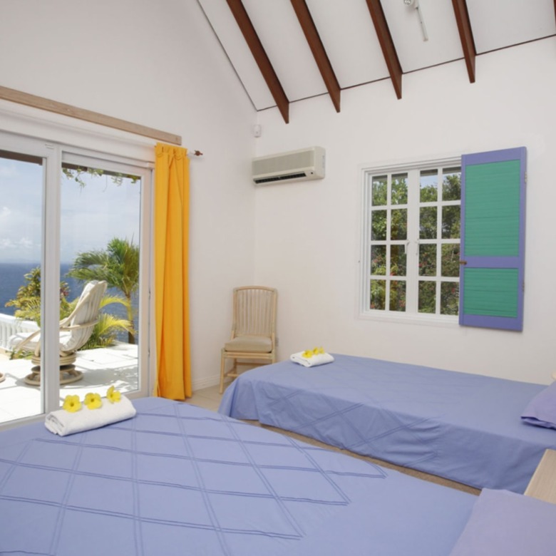 Luxury Villa For Sale In Cap Estate st lucia RUDDER ROCK VILLA double bed