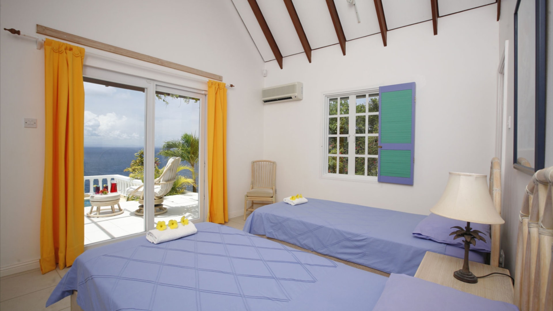 RUDDER ROCK VILLA cap estate12 Luxury Villa For Sale In Cap Estate st lucia RUDDER ROCK VILLA double bed