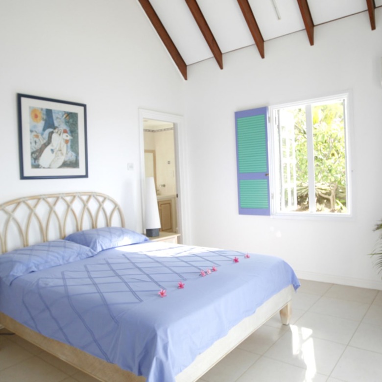 Luxury Villa For Sale In Cap Estate st lucia RUDDER ROCK VILLA bedroom