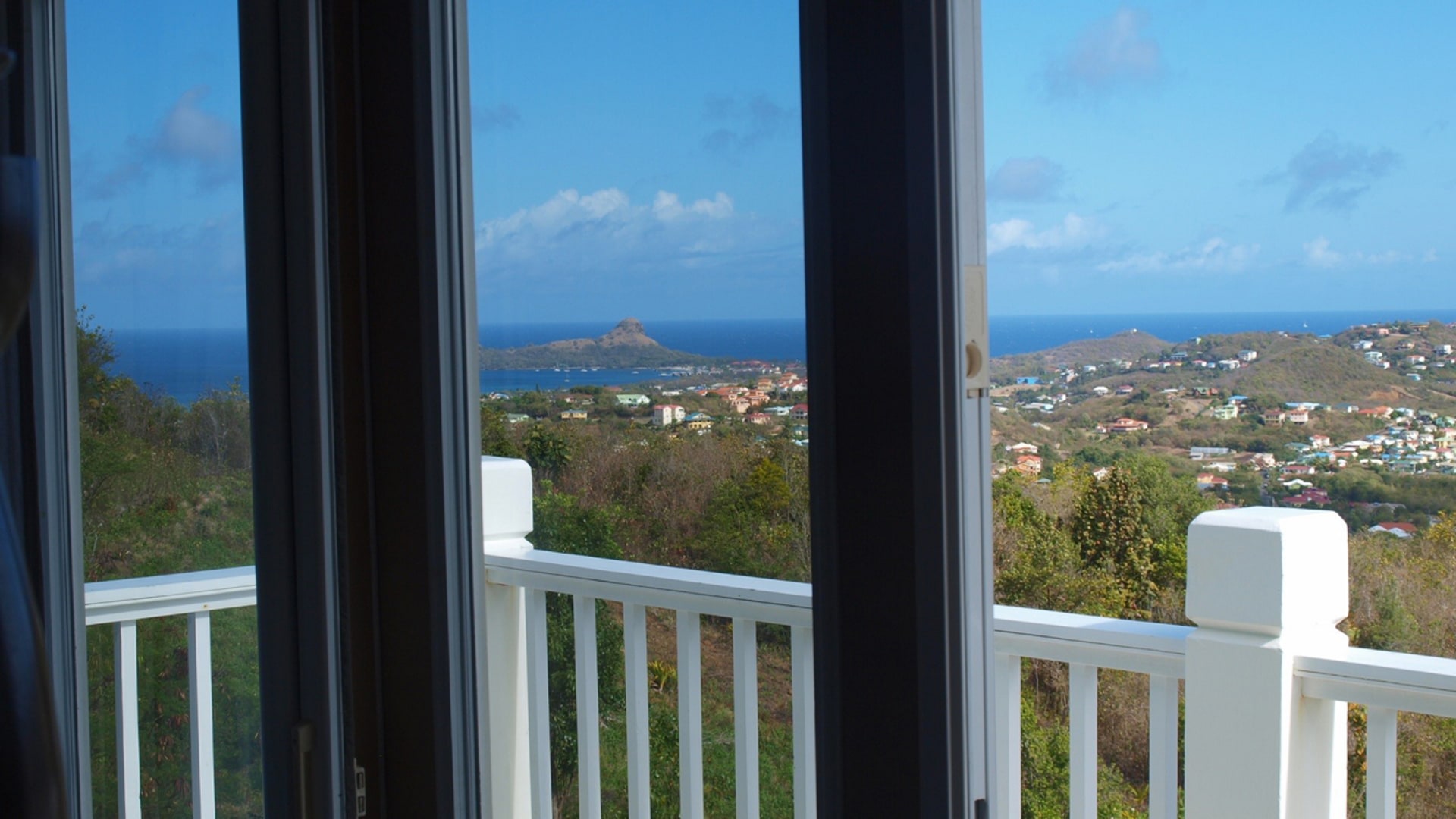 5 Bed Villa for sale Near Rodney Bay St Lucia glass view