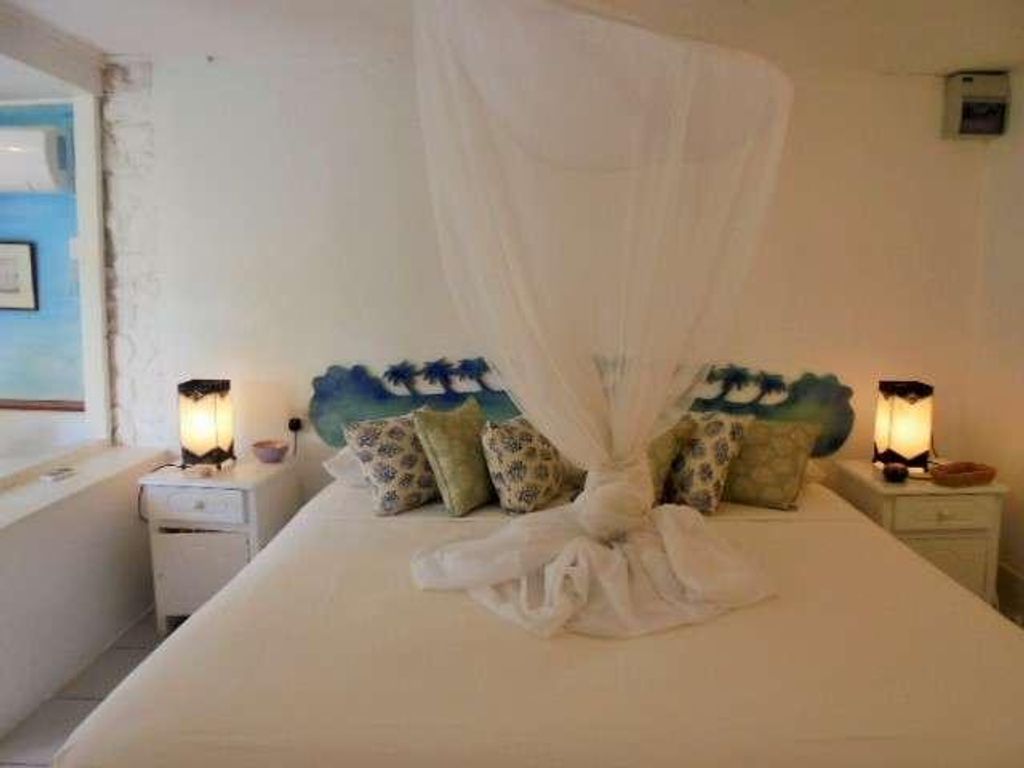 Mango Beach villa st lucia real estate marigot for sale bedroom
