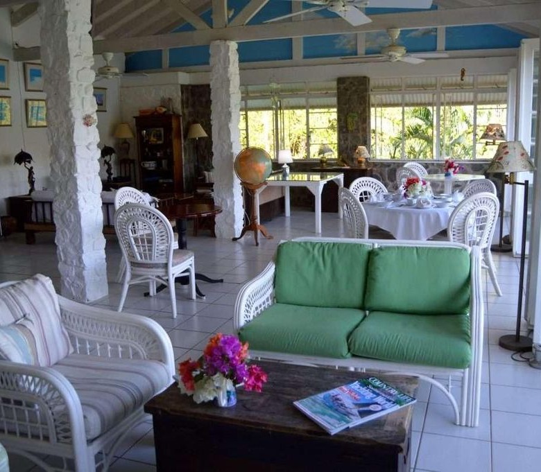 Mango Beach st lucia real estate marigot for sale sitting room