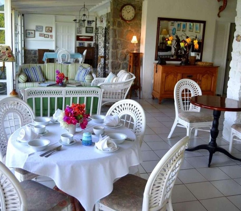 Mango Beach st lucia real estate marigot for sale siting and living