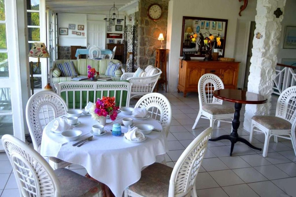 Mango Beach st lucia real estate marigot for sale siting and living