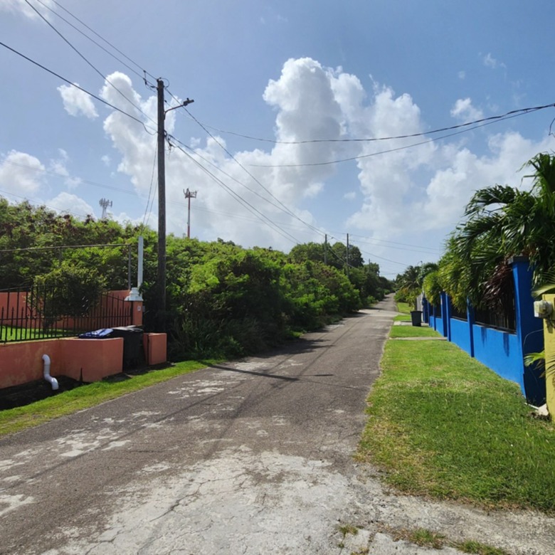 Lot #85 For Sale in South Hills Cap Estate near houses
