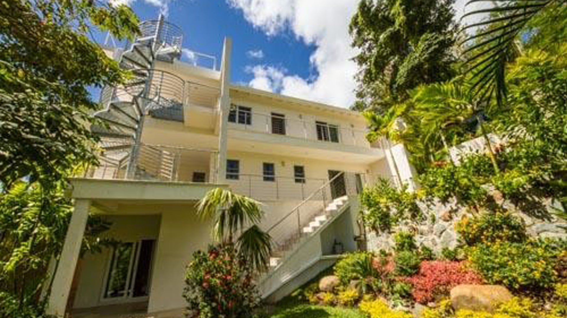 Luxury Home For Snale in Marigot Bay Villa Trou Roland st lucia real estate garde