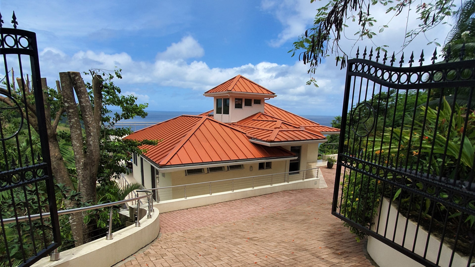 Luxury Home For Sale in Marigot Bay Villa Trou Roland st lucia real estate entrance