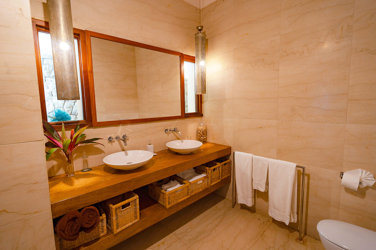 Villa susanna for sale and auction on May 14 double bath