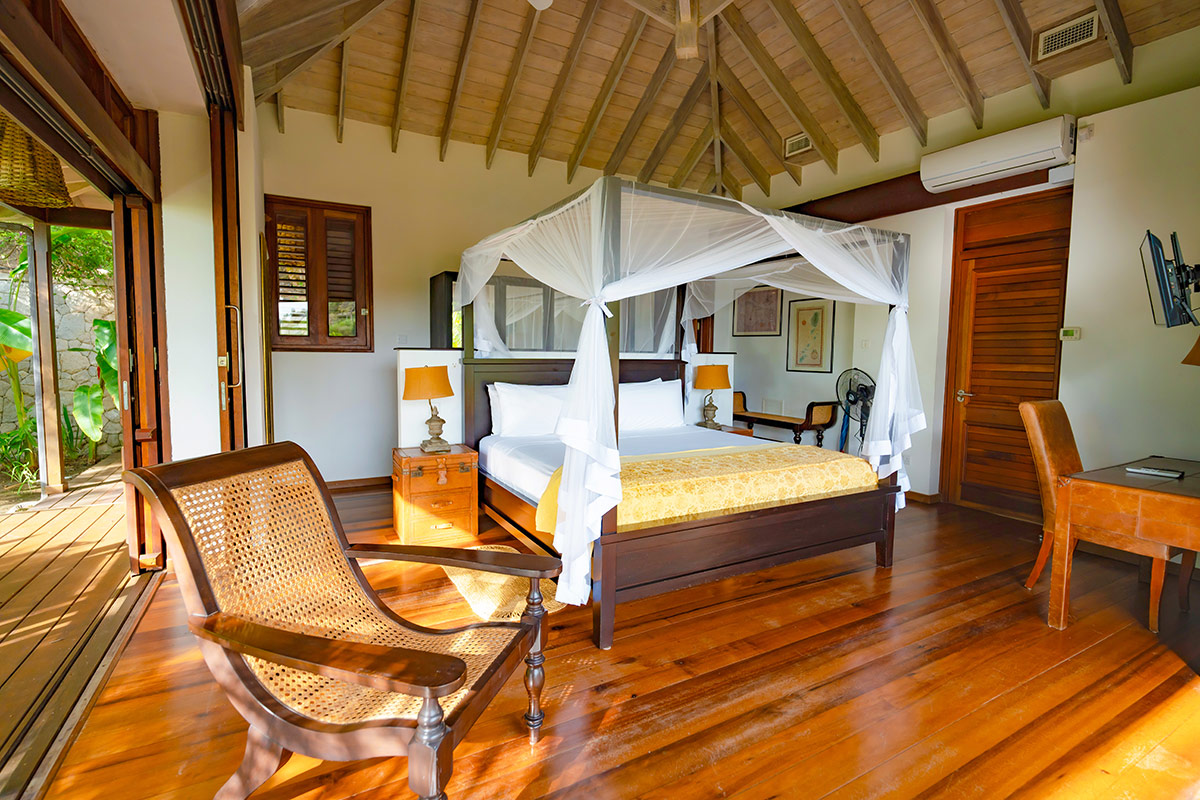 Villa susanna for sale and auction on May 14 single bed