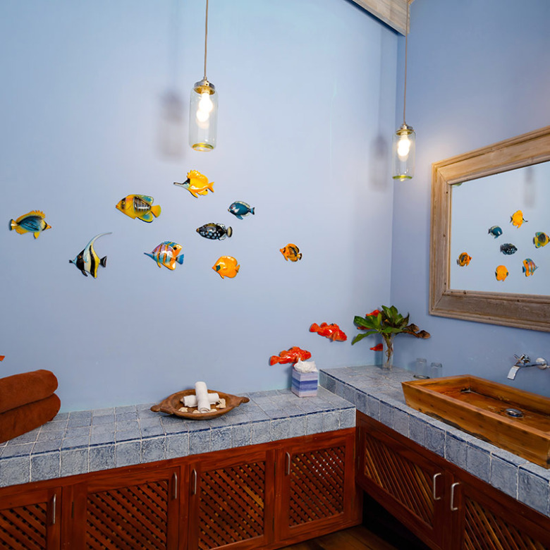 Villa susanna for sale and auction on May 14 bathroom