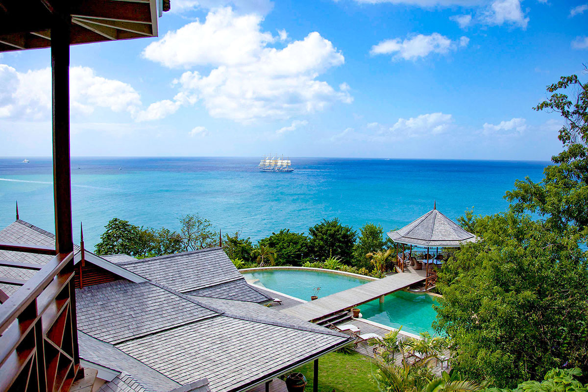 villa susanna for sale and auction
