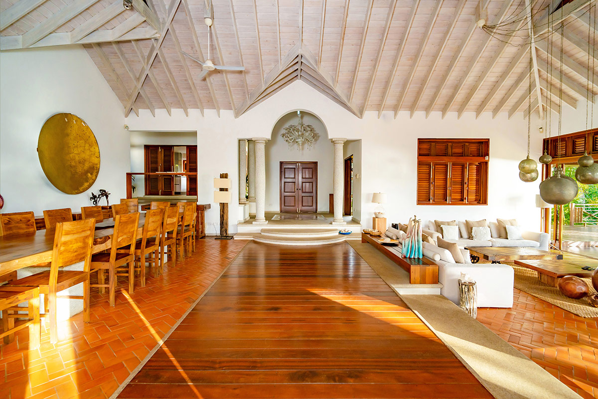 Villa susanna for sale and auction on May 14 marigot bay